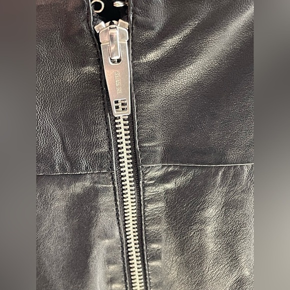 NWT THE KOOPLES Crossed V-Neck Sheepskin 100% Leather Black Mini Dress - Picture 4 of 5